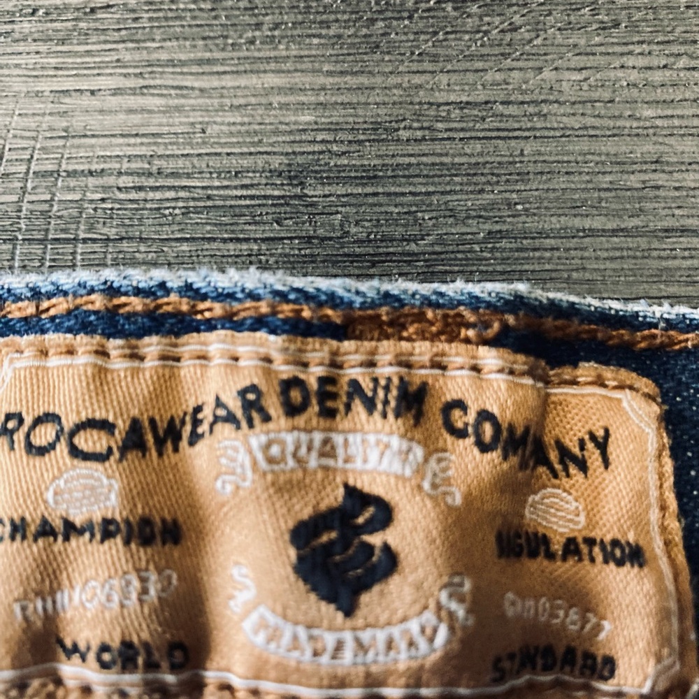 Rocawear jeans, relaxed fit baggy, baggy wide leg by 34 x 31.